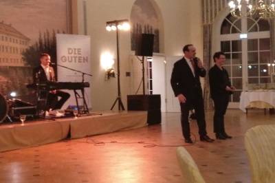 Ingo Senftleben und Roswitha Schier erffnen dem Abendempfang